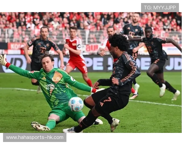 德甲最新战报：积分榜争夺激烈豪门争锋