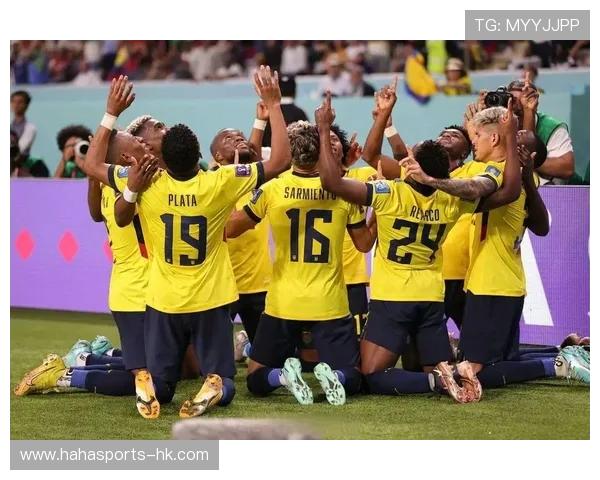 聚焦世界杯激战风云各队争冠形势与精彩赛况全景解析 聚焦世界杯激战风云各队争冠形势与精彩赛况全景解析